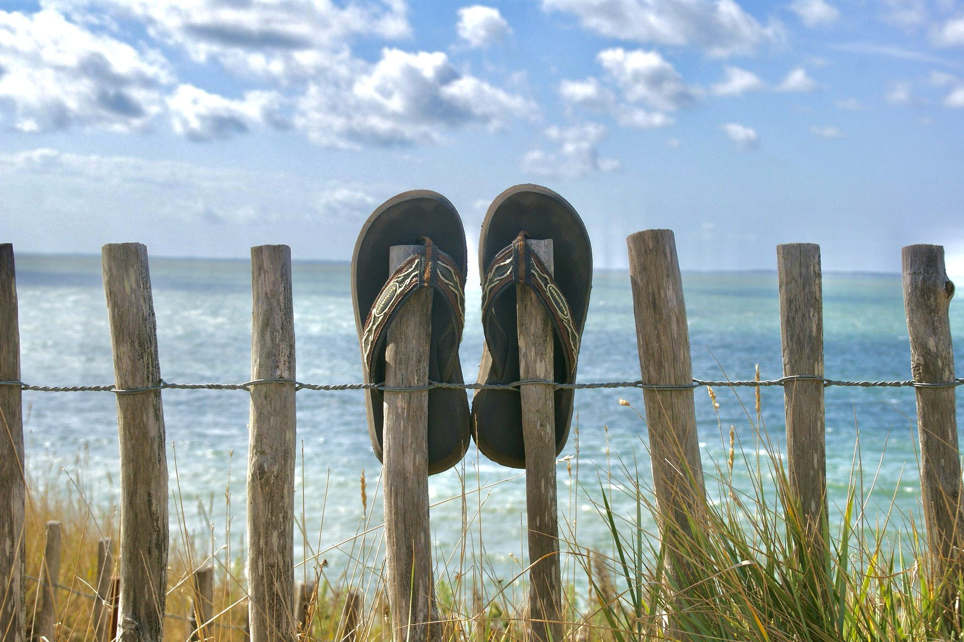 Tongs pour hommes les meilleurs mod les selon Le Conseil Malin