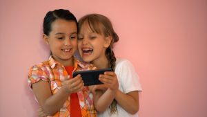 actu enfants age smartphone