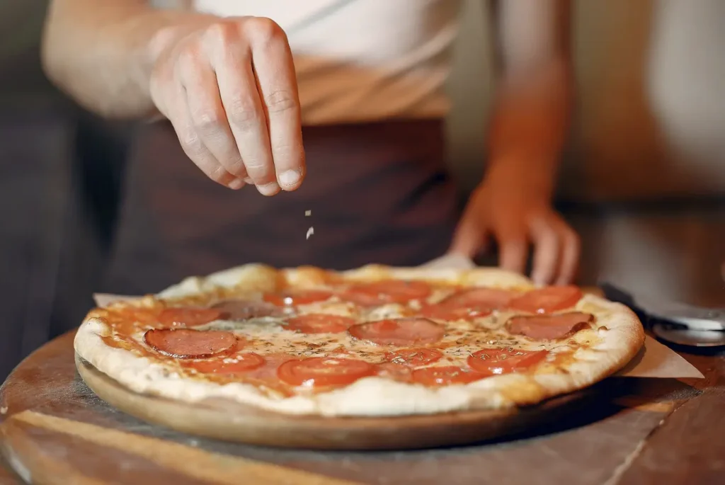 Construire un four à pizza : tout savoir pour réussir ce projet !