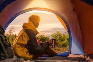 Choisir entre tente de toit et tente de camping