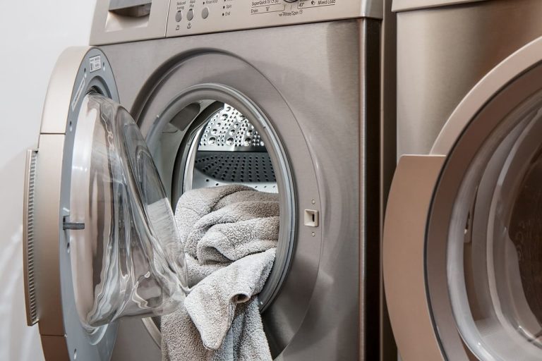 Même A+++ et doté d'une pompe à chaleur, le sèche-linge consomme de l'énergie.