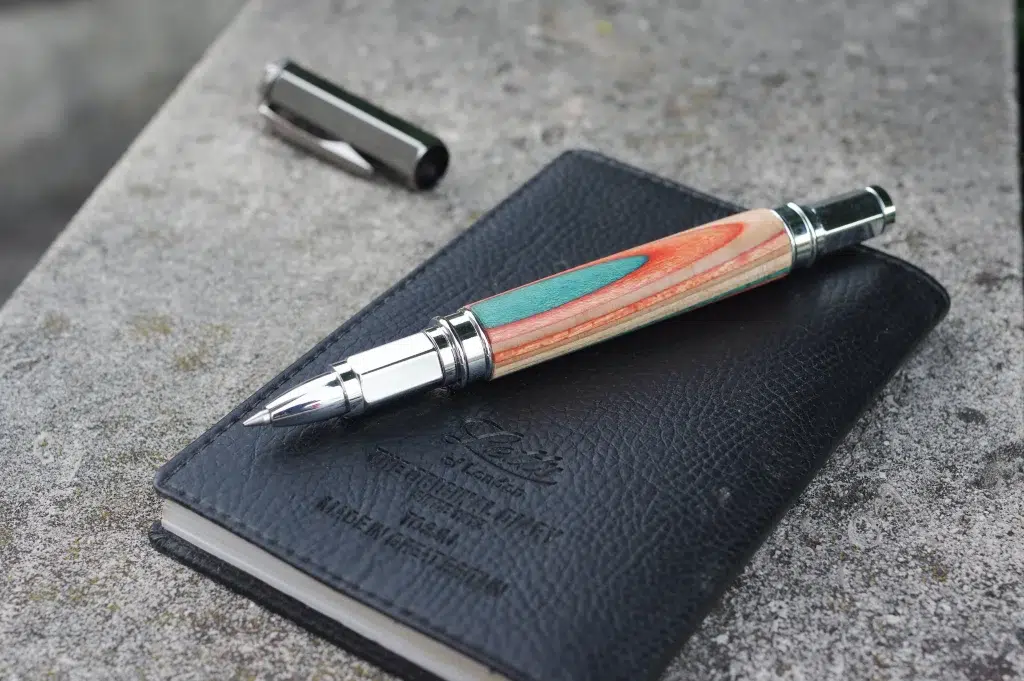 stylo plume 7plis