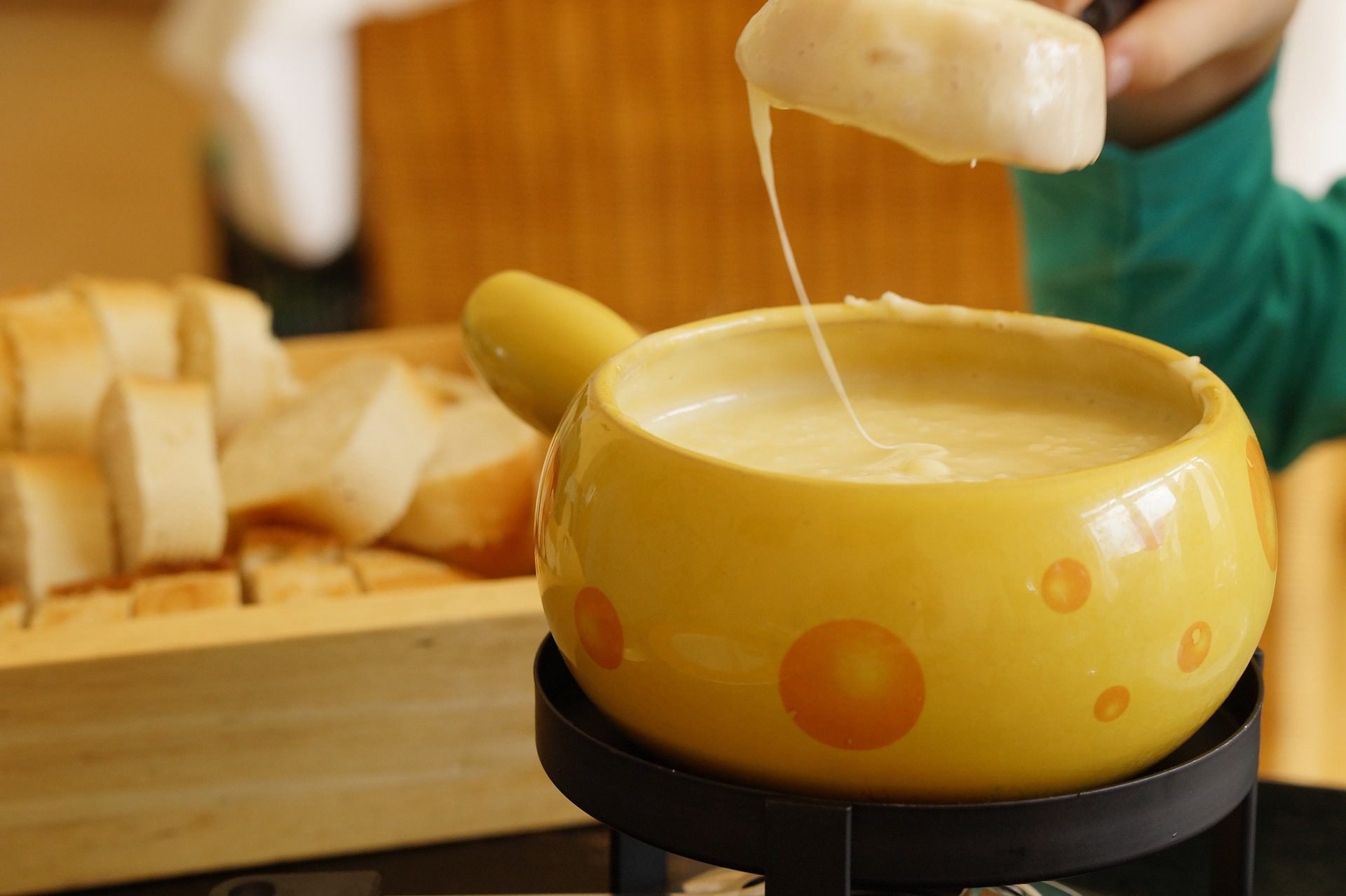 Raclette ou fondue : qui gagne le match ?