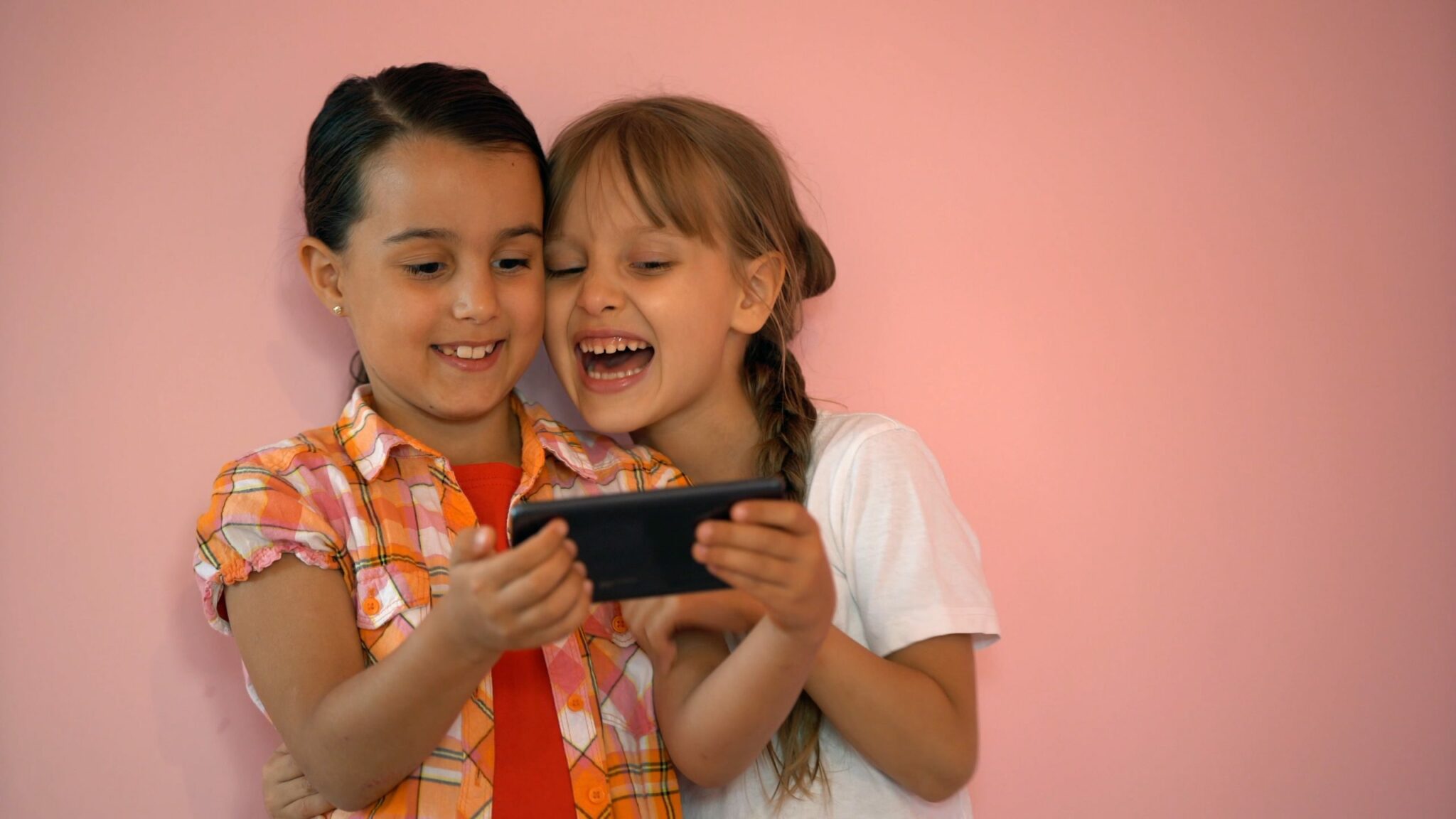 À partir de quel âge acheter un smartphone à son enfant ?