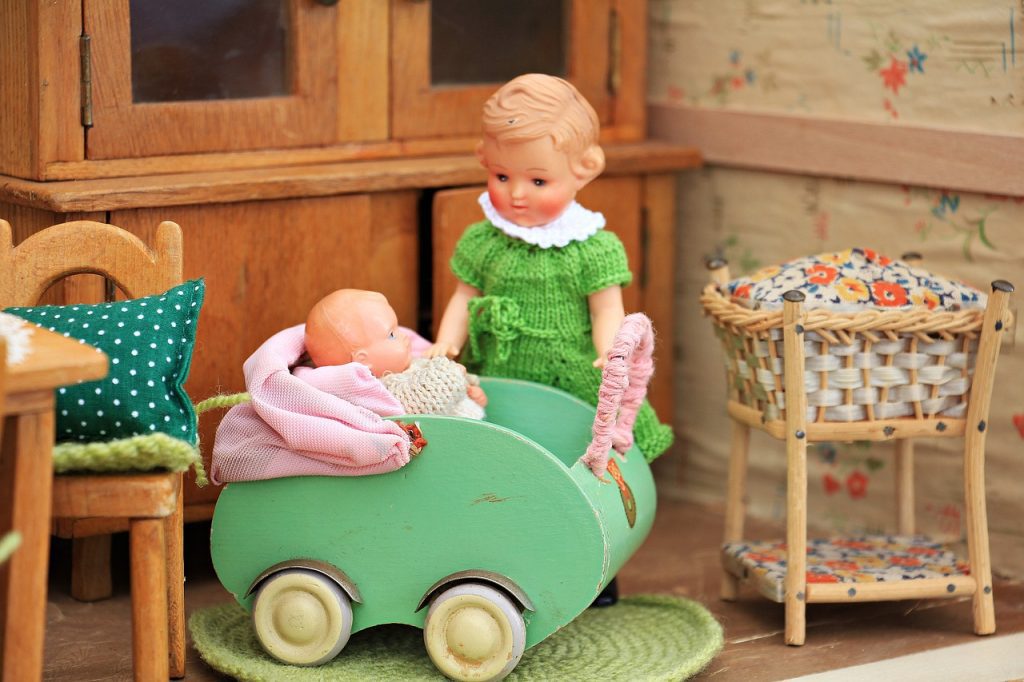 Jouets enfants : les meilleures maisons de poupées selon les âges et les envies !
