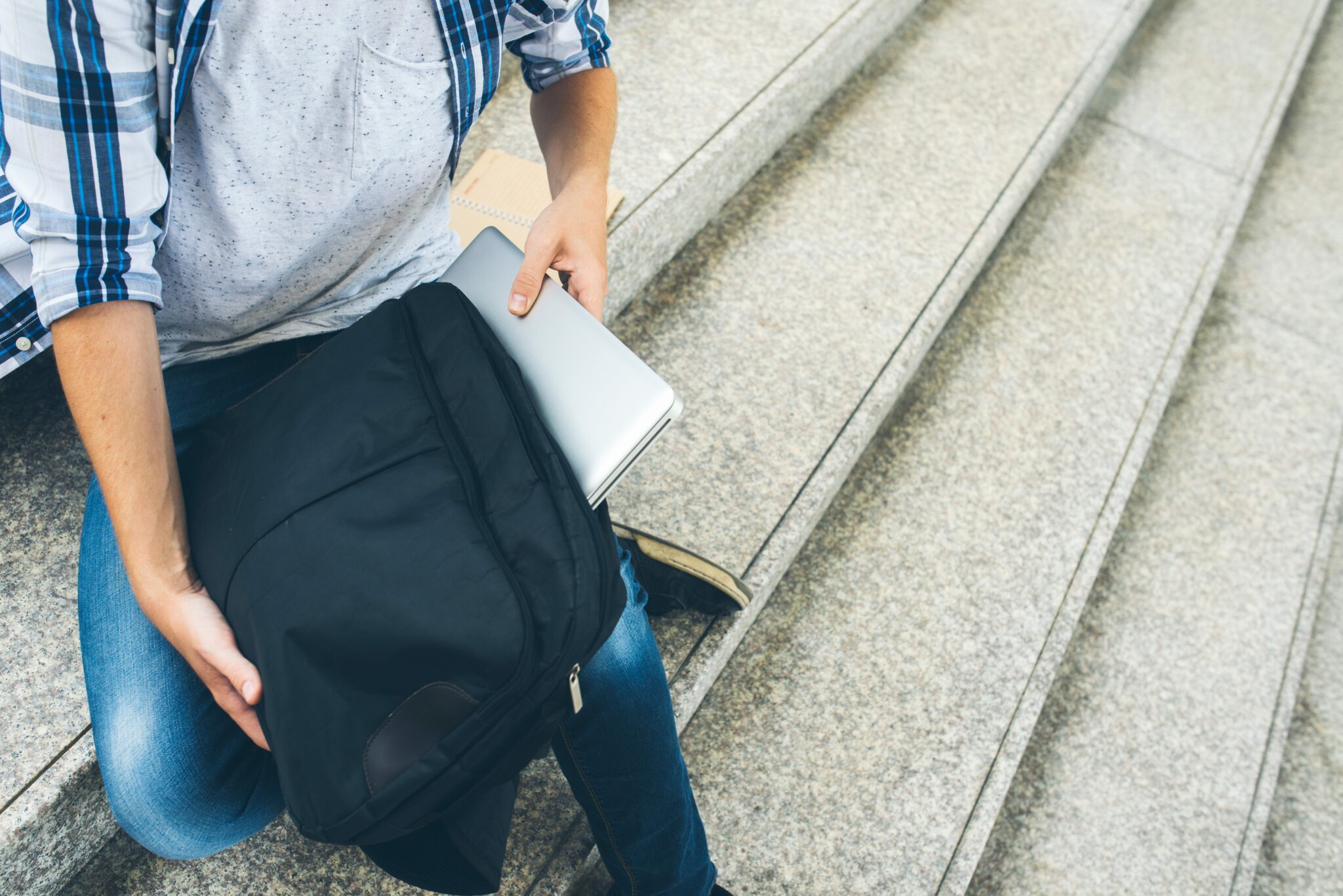 Comment protéger son ordinateur portable (housse, coque…) ?