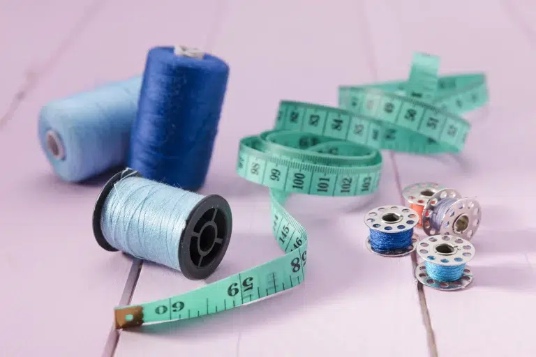 Comment réparer un trou dans une doudoune ?