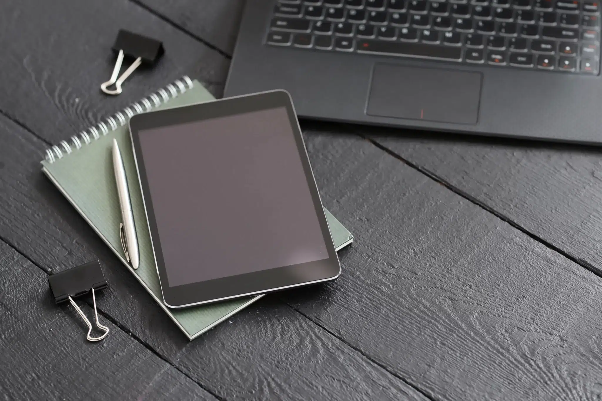Que préférer, une tablette ou un ordinateur portable ?