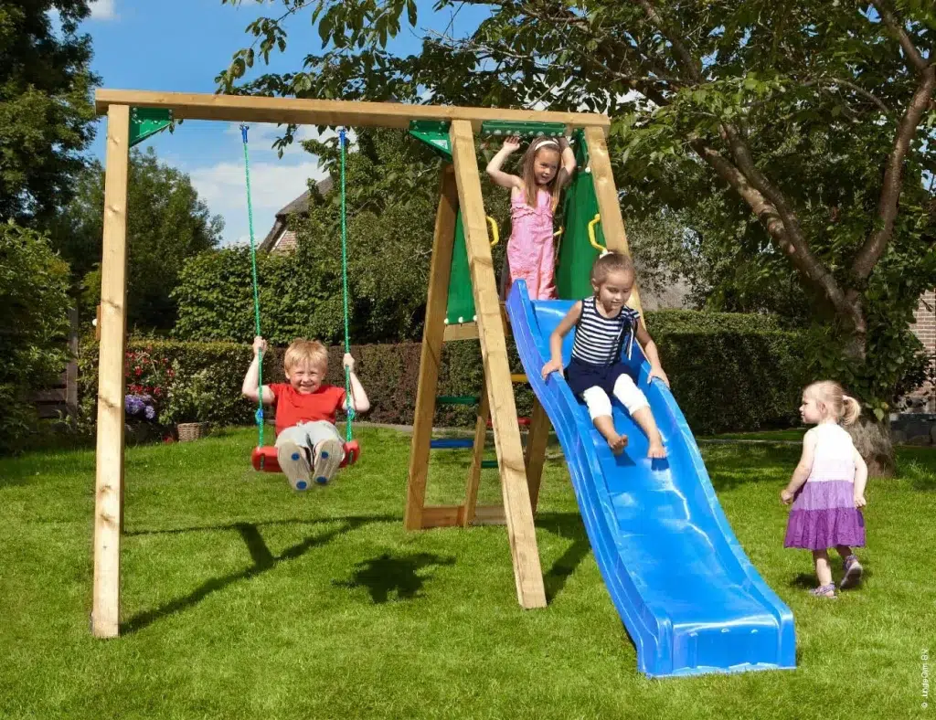 balancoire enfant jungle gym