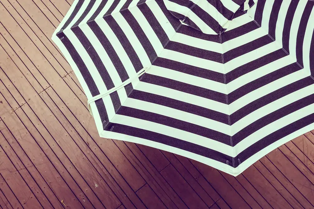 Comment laver une toile de parasol ?