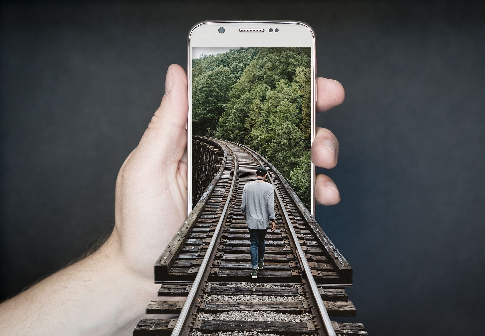 Smartphone : cinq conseils pour réduire son impact écolo !
