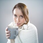 Rhume de l&rsquo;enfant : lavage de nez, fièvre, toux, ce que recommande l&rsquo;Assurance maladie et quand consulter