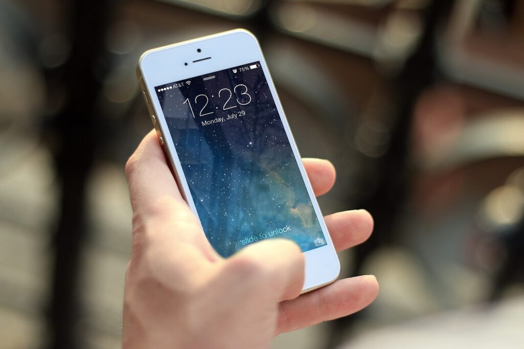 Attention aux effets des smartphones trop puissants