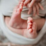 Vaccins obligatoires du nourrisson : 13 depuis 2025, avec les méningocoques B et ACWY ; le calendrier mois par mois