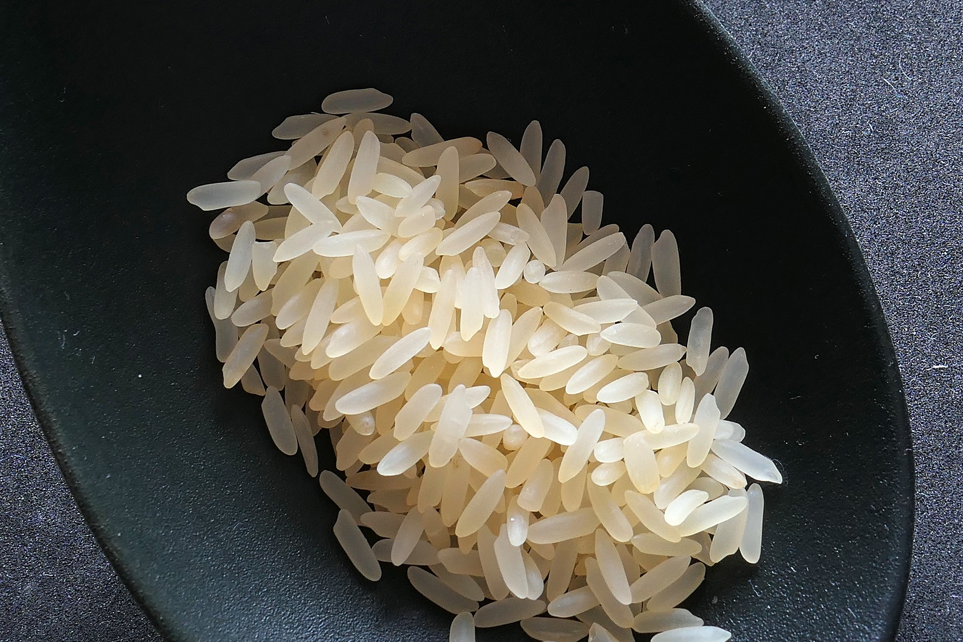 Le rice cooker offre plusieurs modes de cuisson.