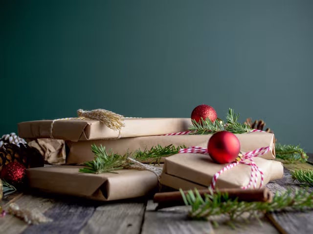 Confiance des ménages au plus bas depuis 2013 : ce que l&rsquo;Insee change pour vos cadeaux de Noël